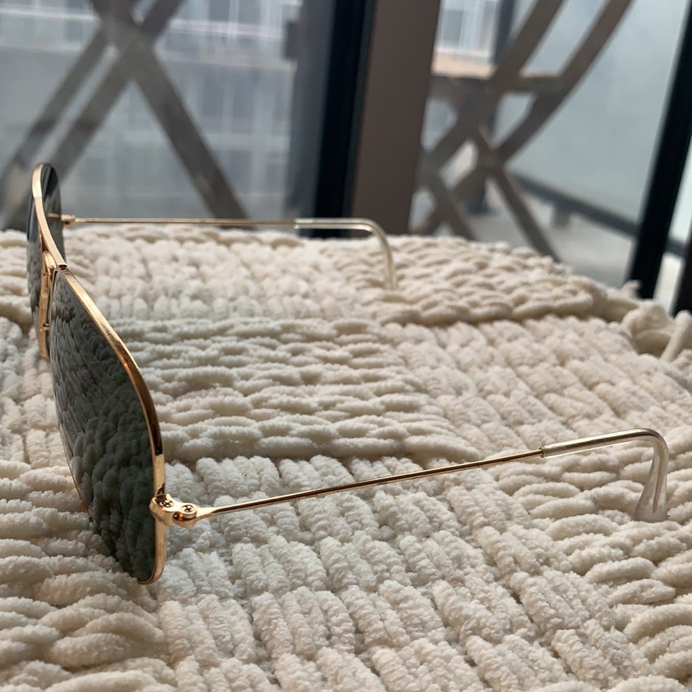 Ray-Ban Classic Aviator - Picture 6 of 6